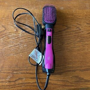 Conair InfinitiPro The Knot Dr Pink Hair Dryer‎ Brush